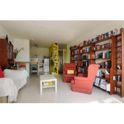 Leuk instapklaar 2-kamer appartement aan de voet van WoensXL