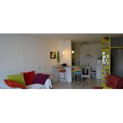 Leuk instapklaar 2-kamer appartement aan de voet van WoensXL